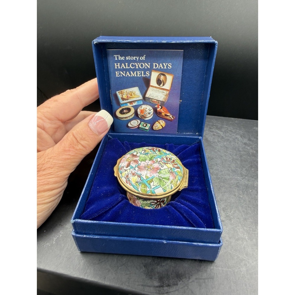 Halcyon Days Enamels – Alexandra Roses Mini Trinket Box 🌸💖